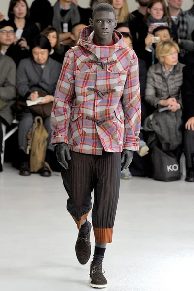 Look 24